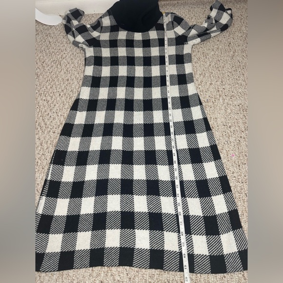 Talbots Cowl neck Black and White Knit Sweater size M - Picture 9 of 10